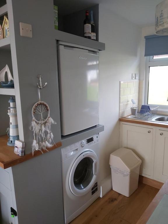 Caldon Holiday Chalet Sleeps 4 In Dartmouth Wifi Electric Inc Pet Friendly Экстерьер фото